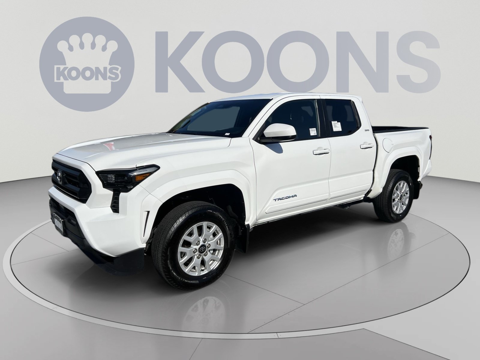 Used 2025 Toyota Tacoma SR5