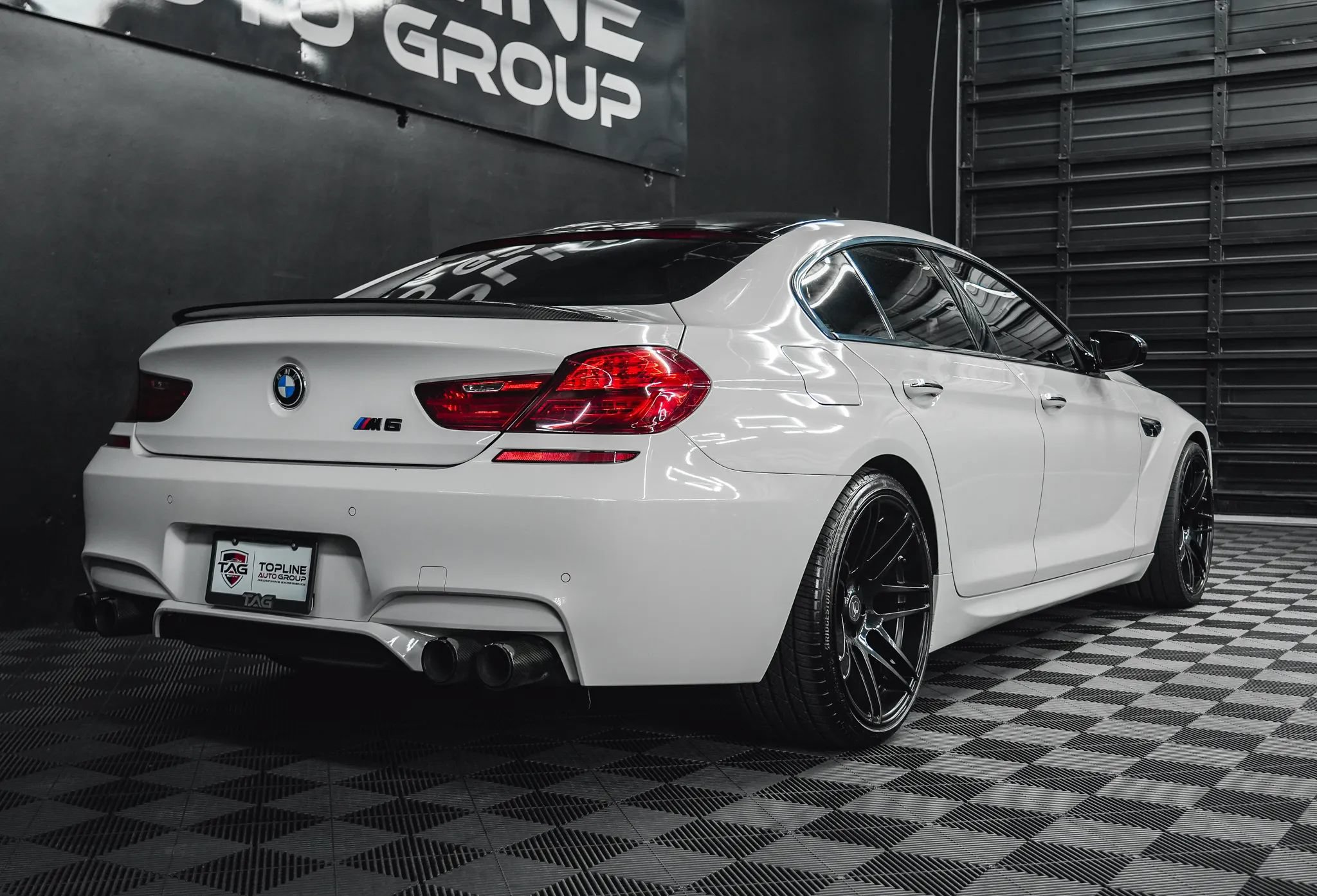 Used 2016 BMW M6 Gran Coupe w/ Executive Package RWD image 22