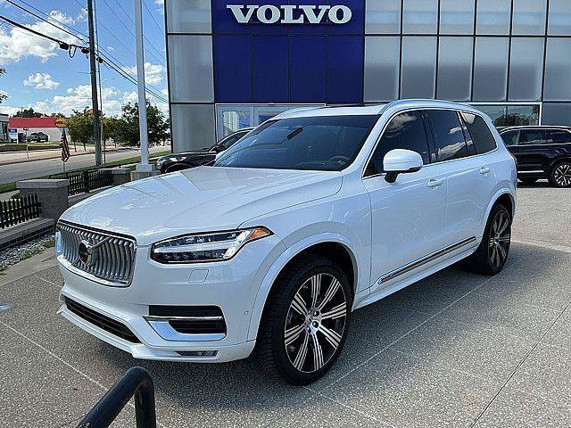 Certified 2023 Volvo XC90 B6 Ultimate w/ Protection Package Premier AWD/4WD image 3
