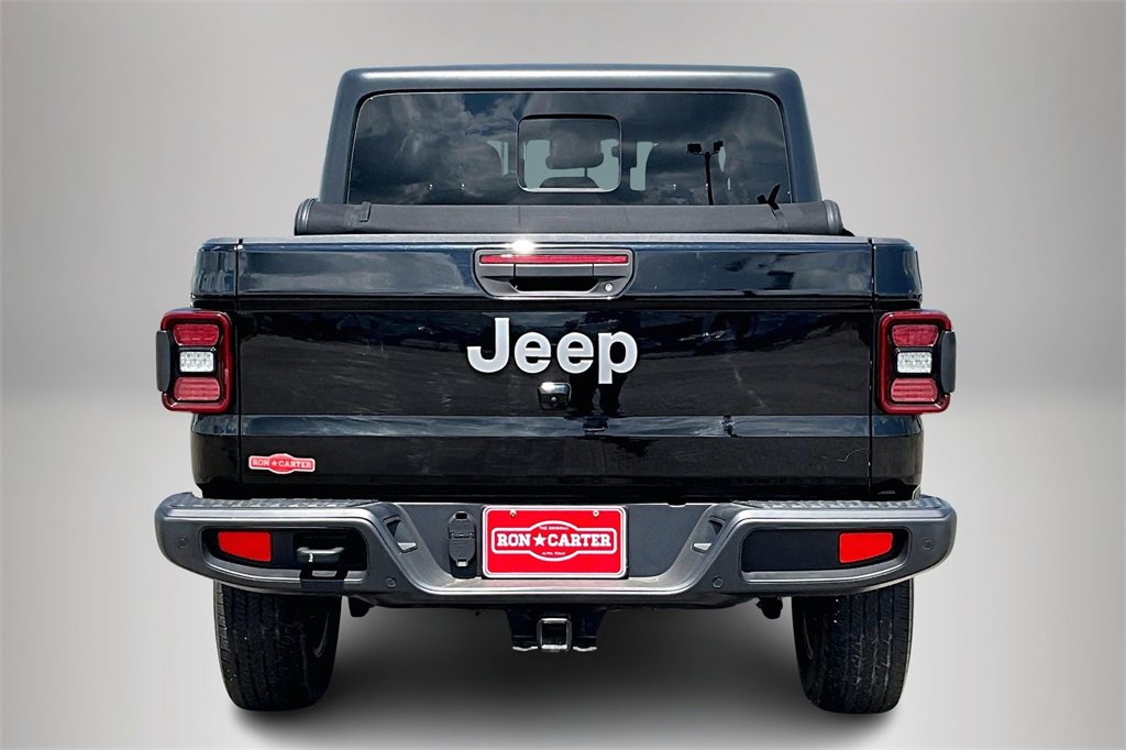 Used 2020 Jeep Gladiator Overland image 6