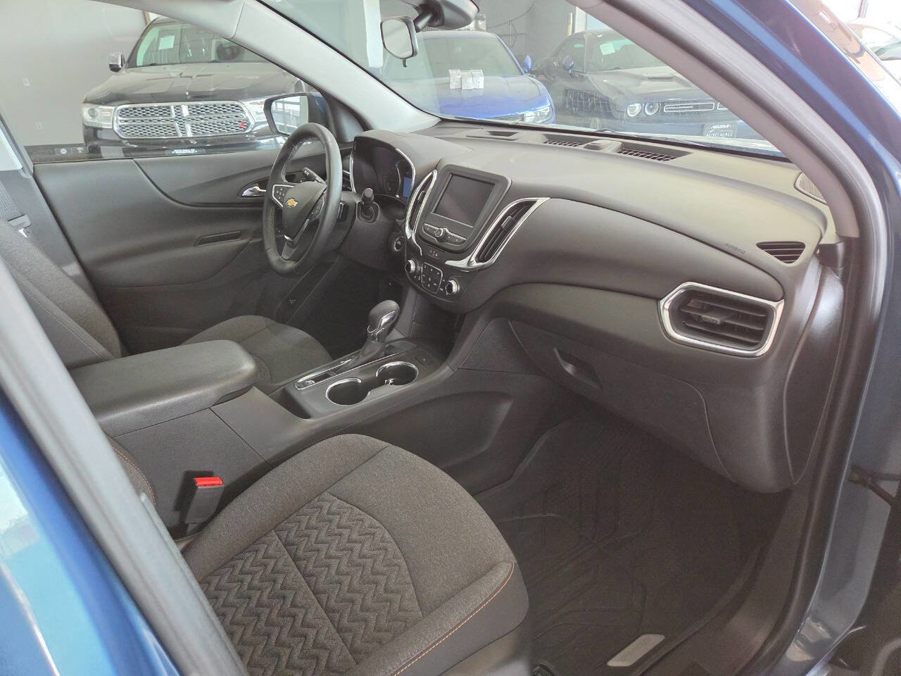 Used 2024 Chevrolet Equinox LT w/ LPO, Floor Liner Package image 24