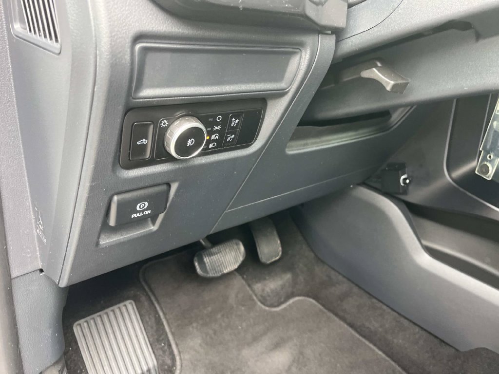 Used 2024 Ford F150 STX RWD image 29