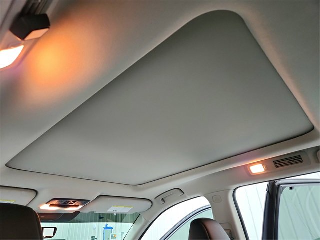 Used 2023 Nissan Pathfinder Platinum w/ Lighting Package (N93) image 22