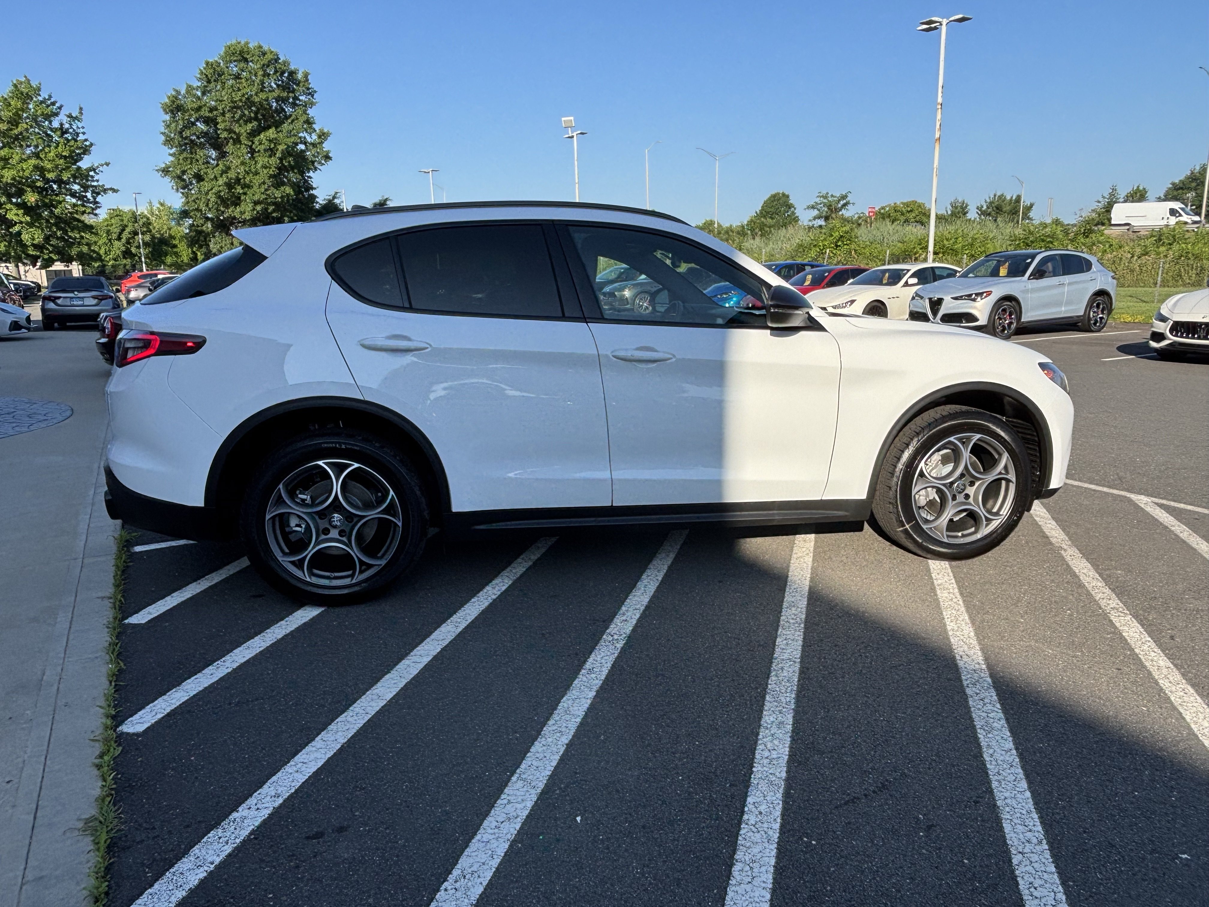 New 2026 Alfa Romeo Stelvio Sprint AWD/4WD image 8