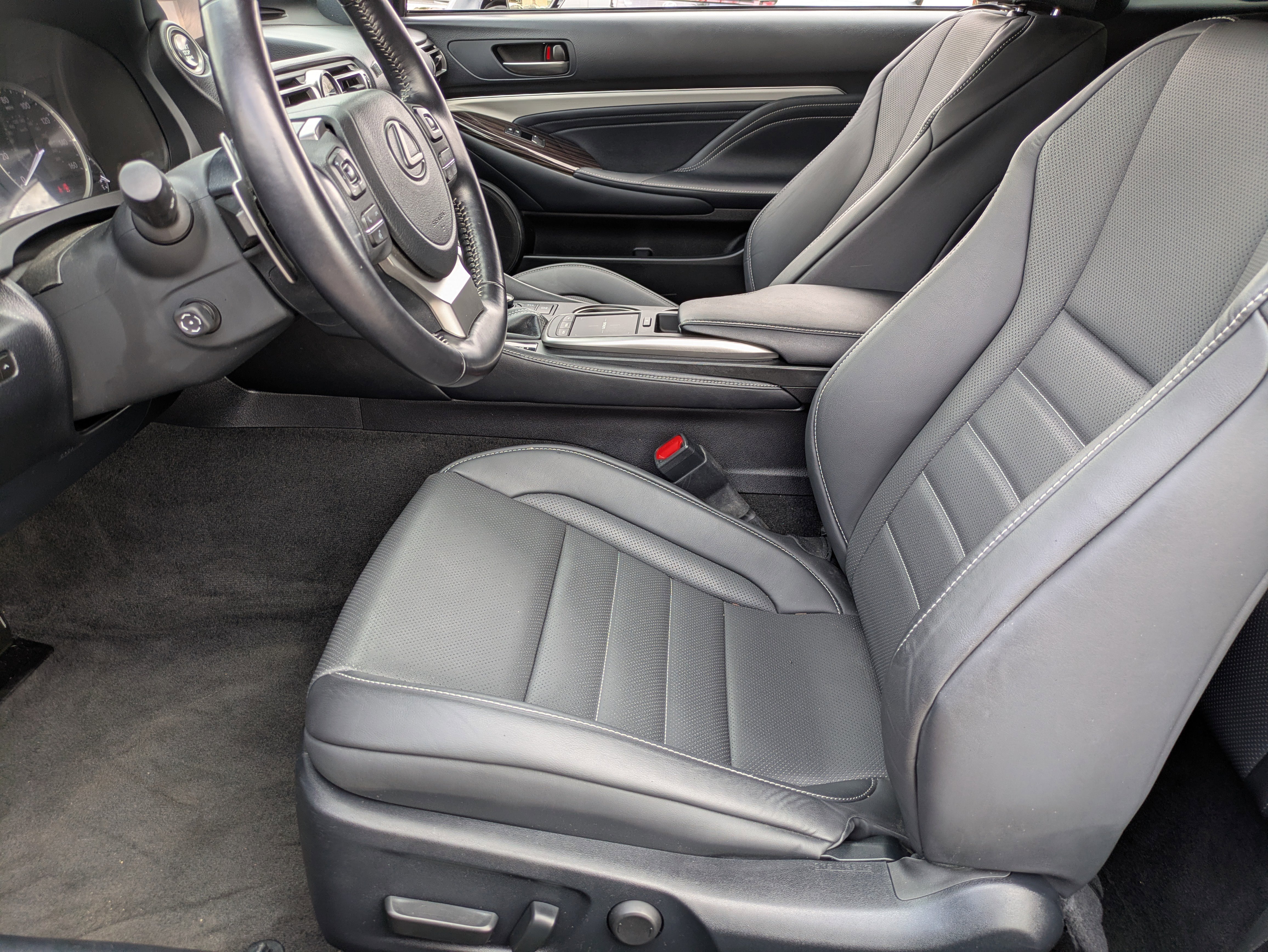 Used 2022 Lexus RC 350 w/ Premium Package image 16