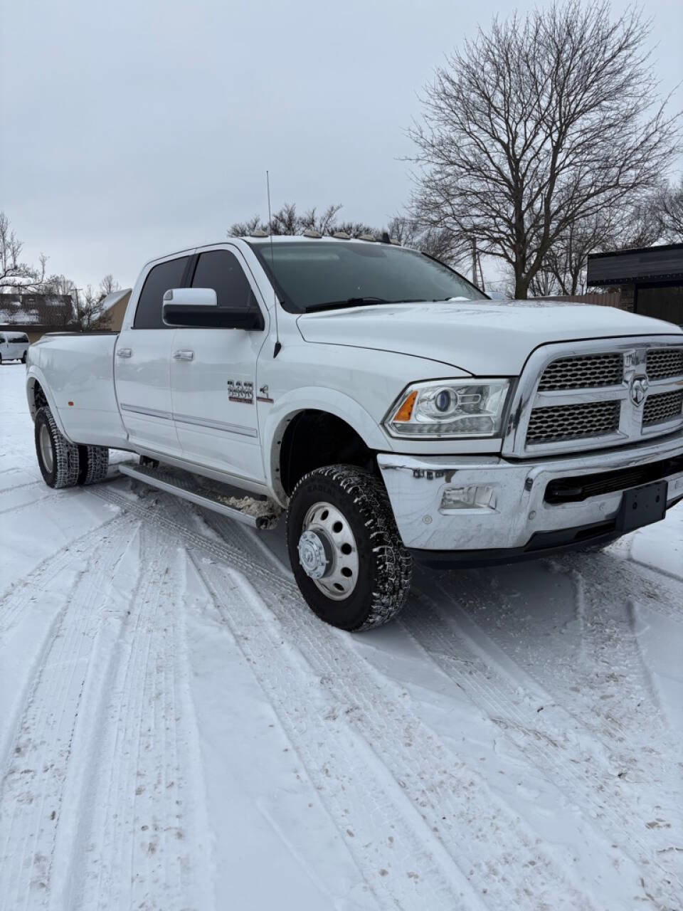 Used 2018 RAM 3500 Laramie AWD/4WD image 35