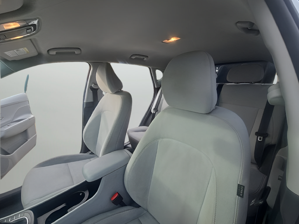 Used 2025 Hyundai Kona SEL FWD image 14