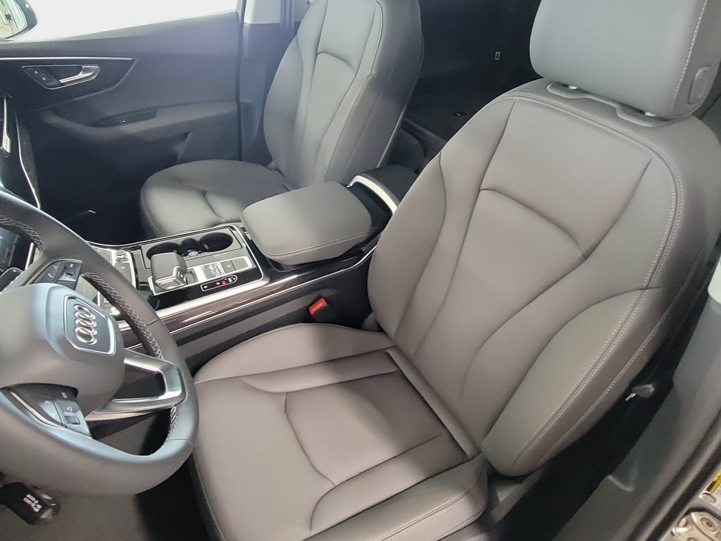 New 2026 Audi Q7 2.0T Premium AWD/4WD image 9