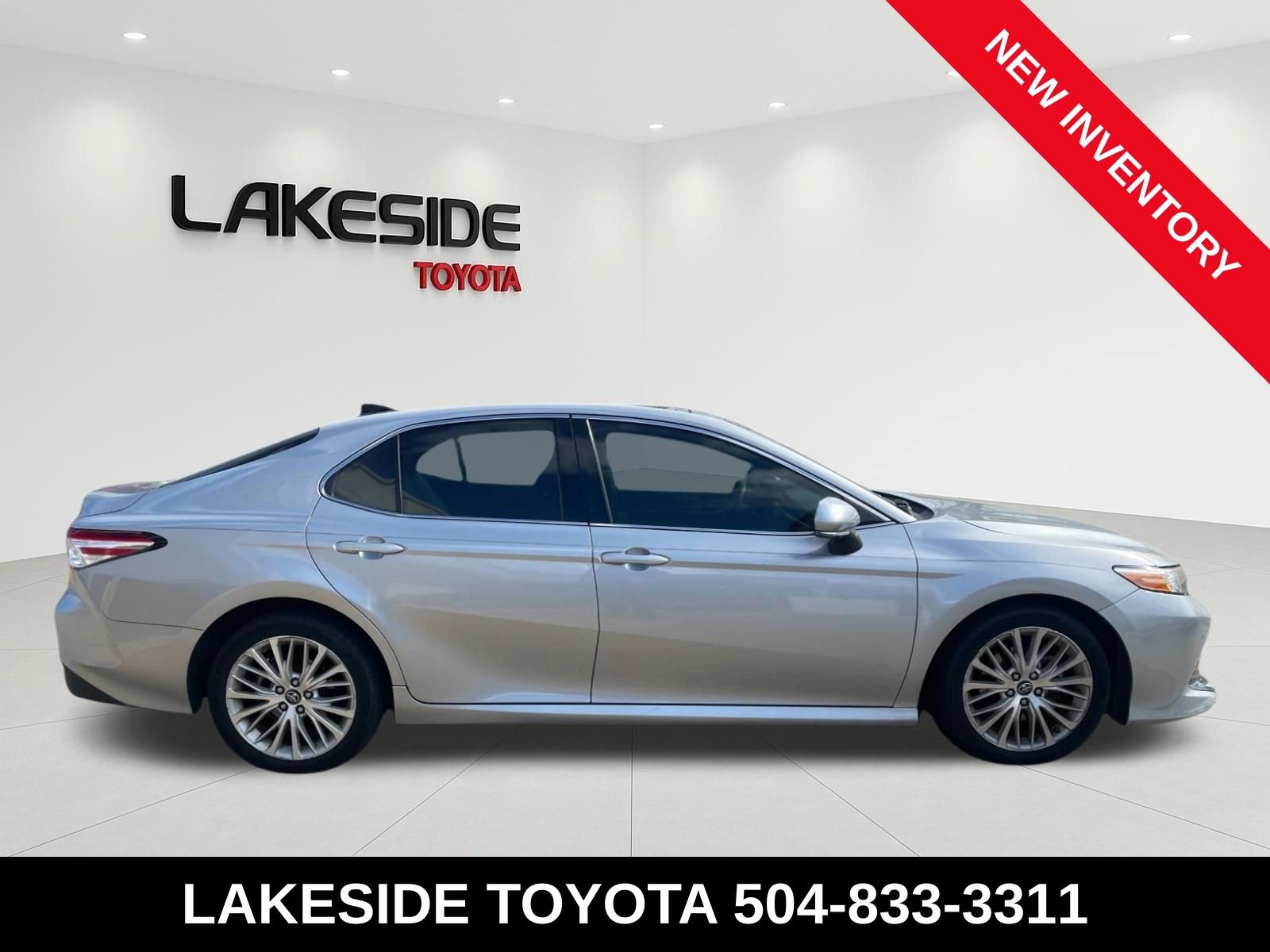 Certified 2019 Toyota Camry XLE w/ Driver Assist Package image 5