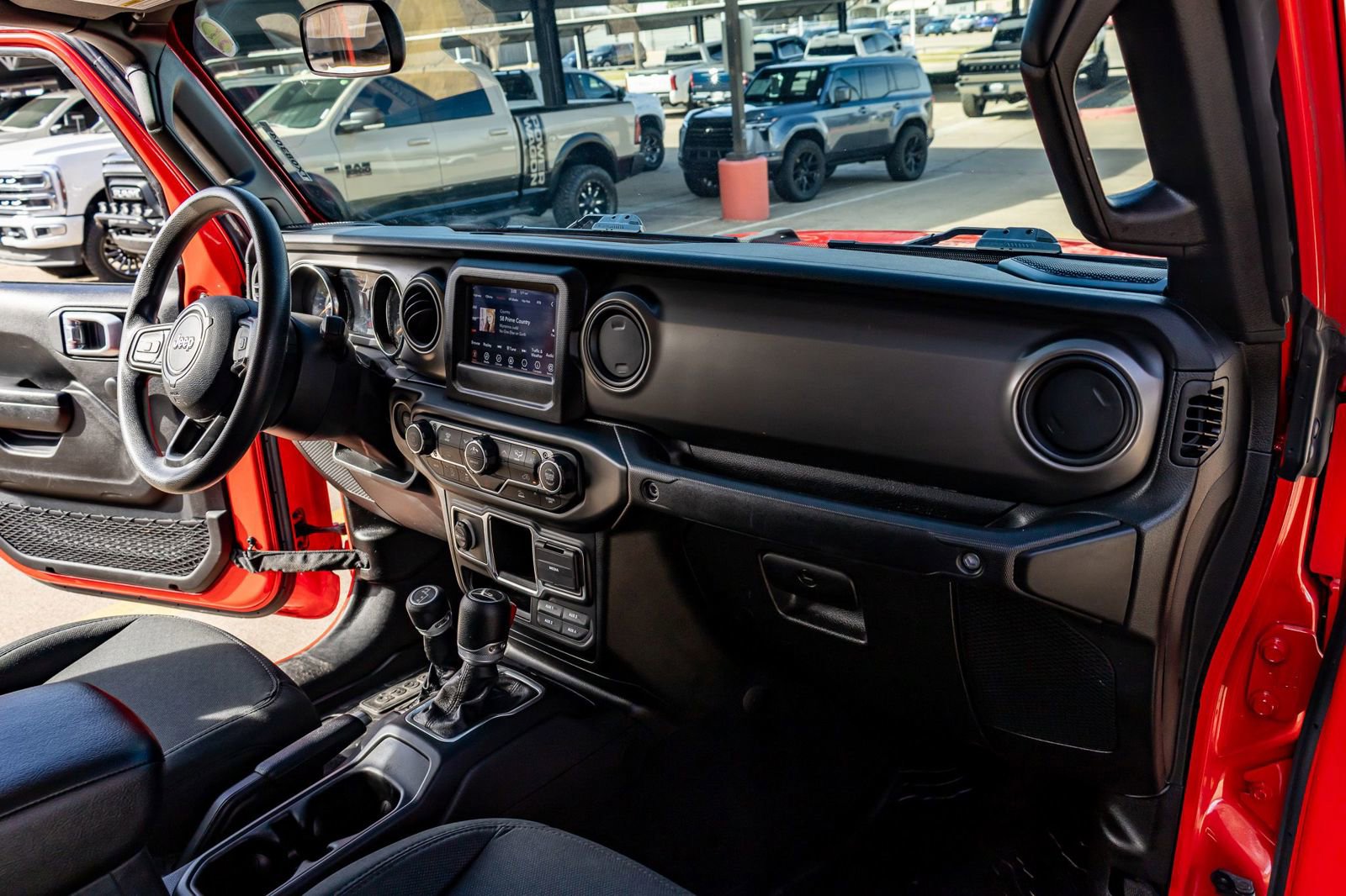 Used 2022 Jeep Gladiator Sport image 17