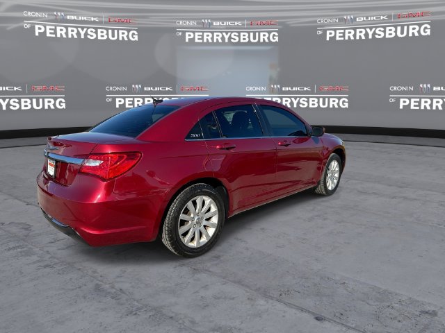 Used 2013 Chrysler 200 Touring w/ Cold Weather Group FWD image 8