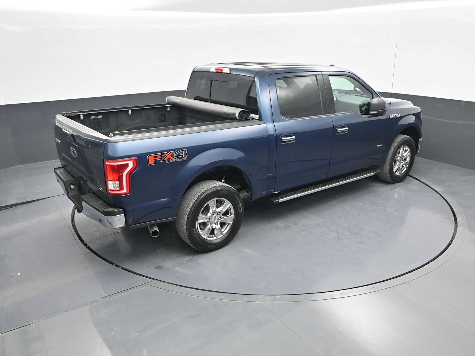 Used 2017 Ford F150 XLT w/ Equipment Group 302A Luxury image 36