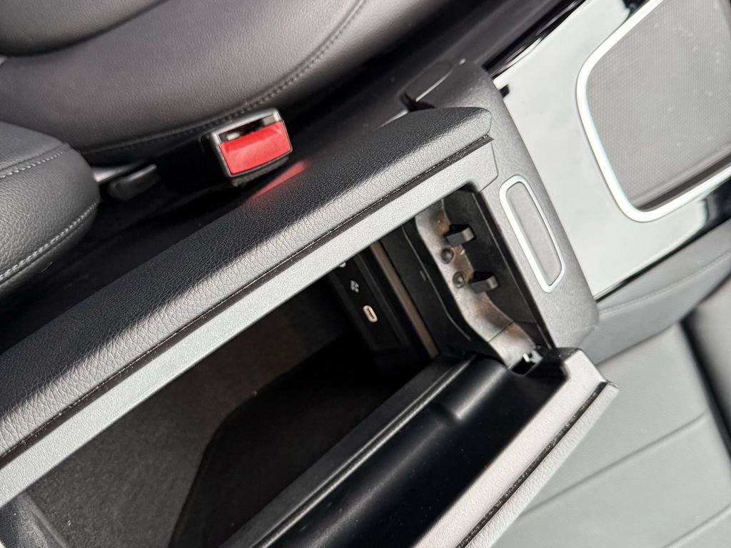 Certified 2024 Mercedes-Benz CLA 250 4MATIC image 28
