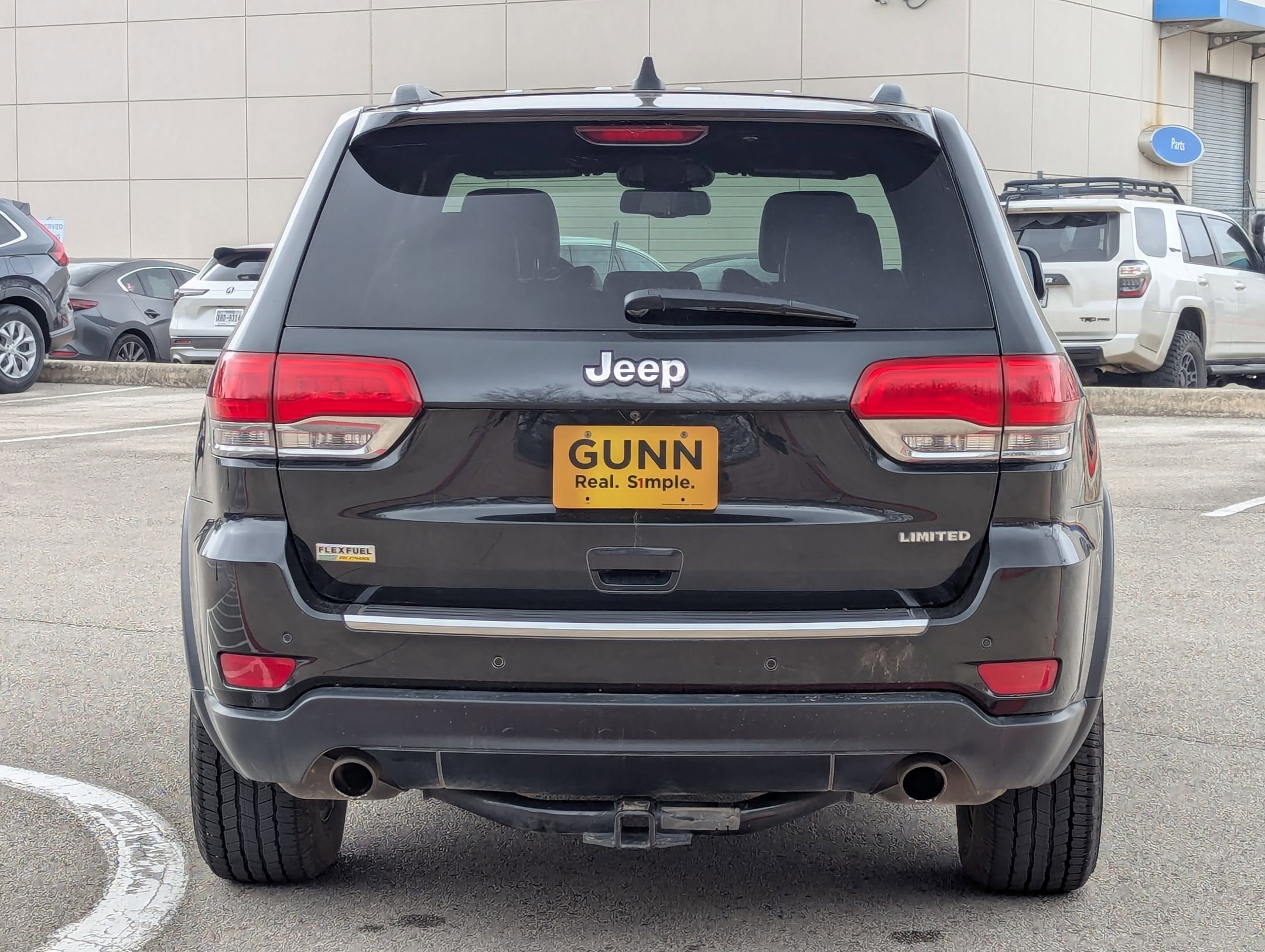 Used 2014 Jeep Grand Cherokee Limited w/ Luxury Group II image 5