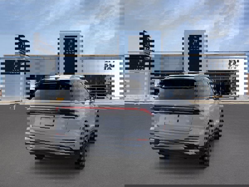 New 2026 Lincoln Nautilus Reserve w/ Jet Appearance Package image 8