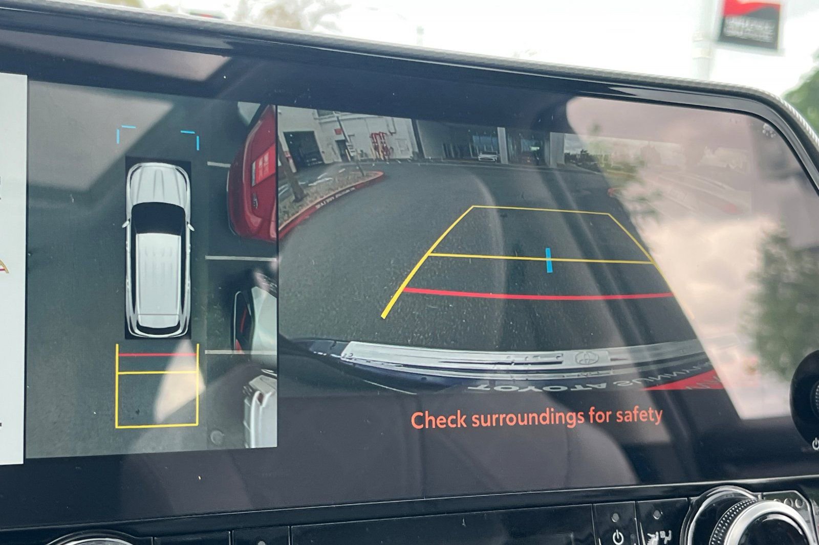 New 2026 Toyota Highlander Platinum image 23