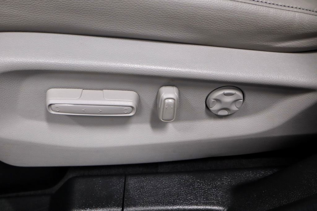 Used 2024 Honda Odyssey EX-L image 19