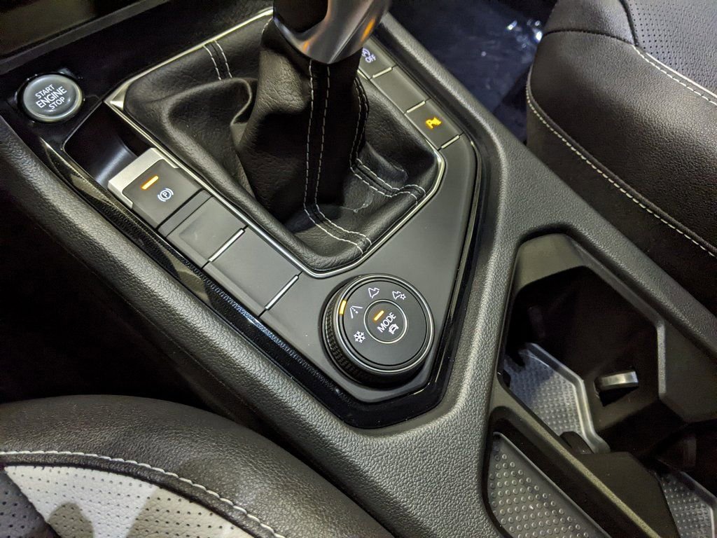 New 2026 Volkswagen Taos SEL image 20