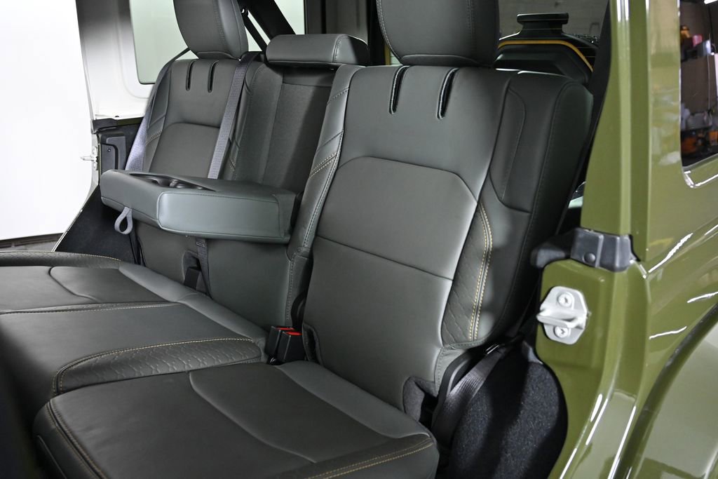 Used 2024 Jeep Wrangler High Altitude image 28