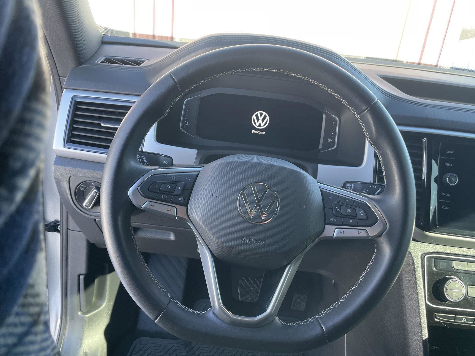 Used 2023 Volkswagen Atlas Cross Sport SE image 16