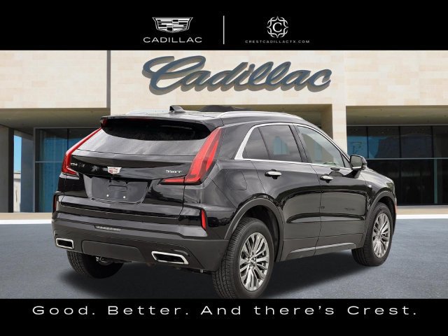 Used 2025 Cadillac XT4 Premium Luxury FWD image 3