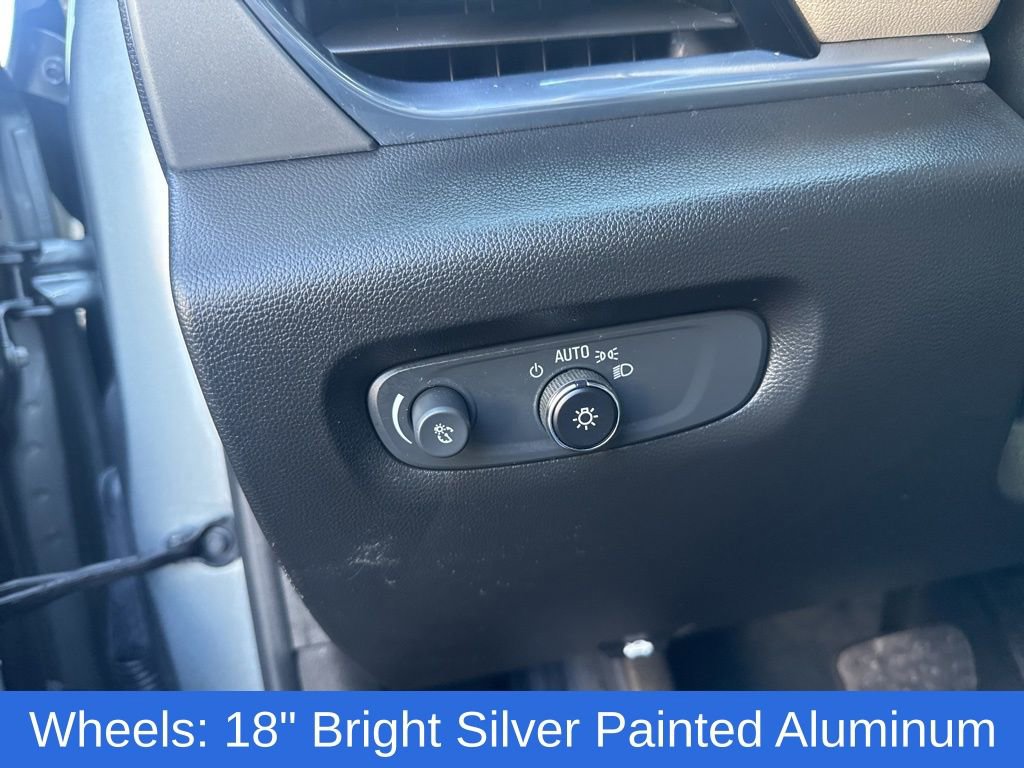 Used 2023 Chevrolet Traverse LS w/ Safety Package image 13