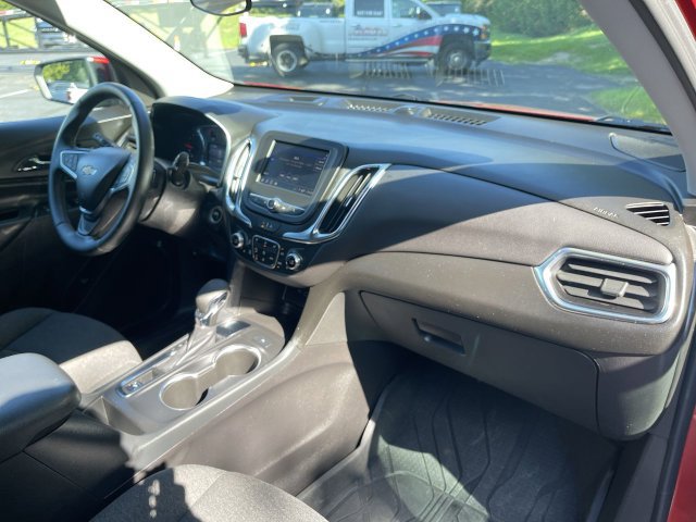 Used 2024 Chevrolet Equinox LT w/ LPO, Floor Liner Package FWD image 28