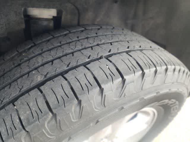 Certified 2023 Jeep Grand Cherokee Laredo w/ Trailer Tow Prep Group (B) AWD/4WD image 37