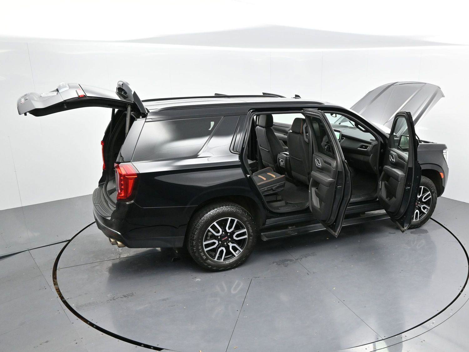 Used 2023 GMC Yukon AT4 w/ AT4 Premium Plus Package image 47