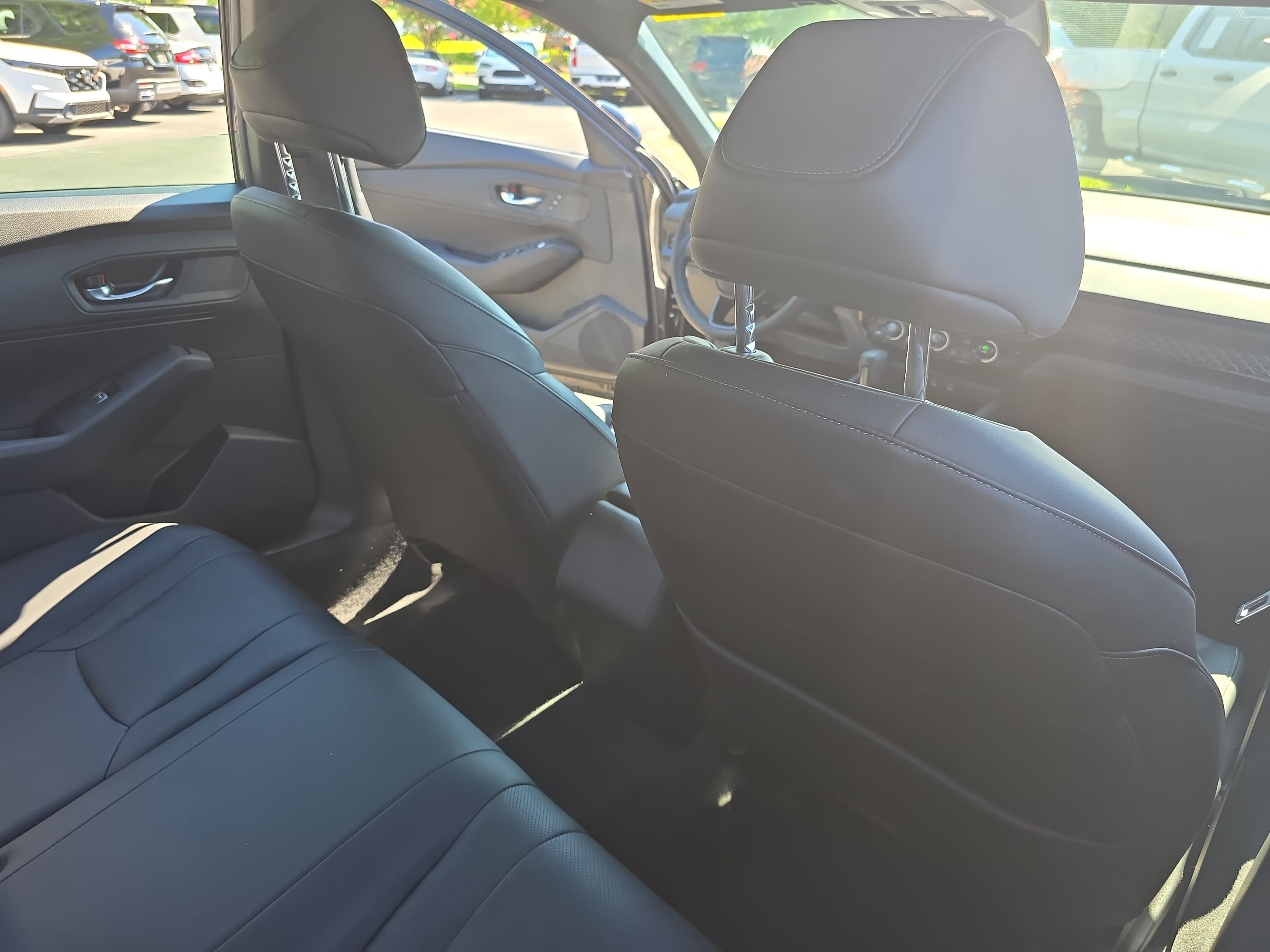 Used 2023 Honda Accord Sport image 11