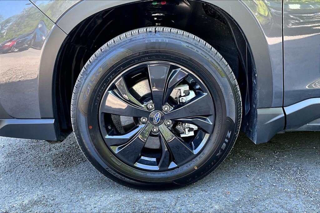 Certified 2026 Subaru Ascent Premium AWD/4WD image 16