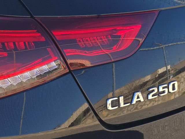 Used 2021 Mercedes-Benz CLA 250 image 9