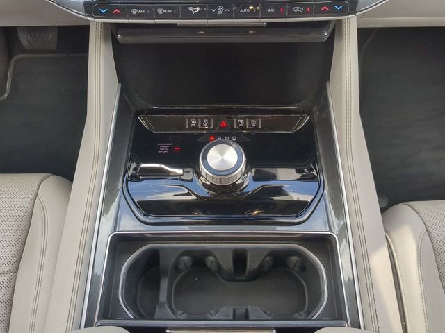 Used 2024 Jeep Wagoneer L 4WD image 24