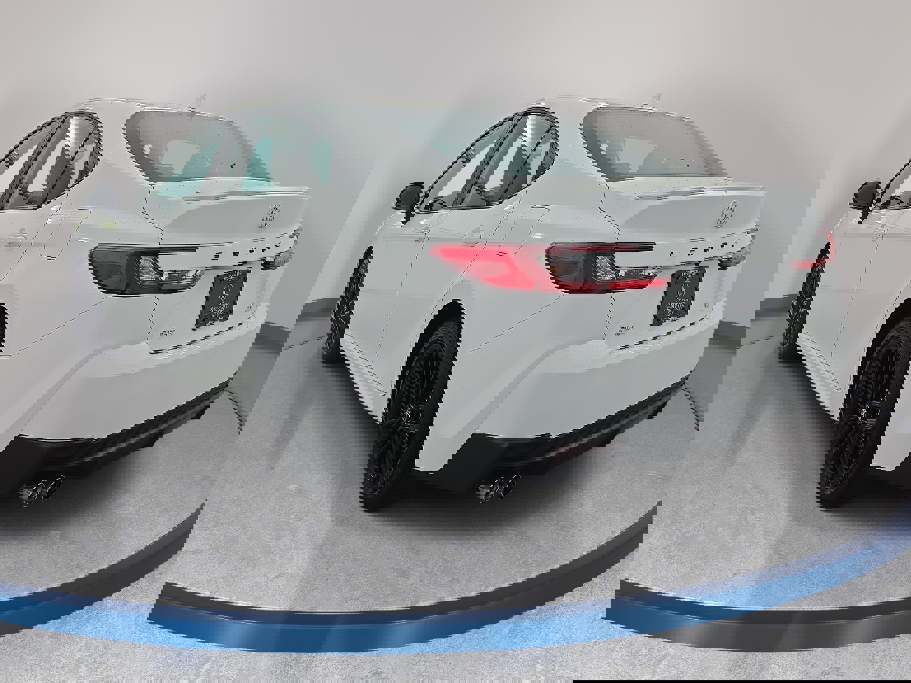 Used 2025 Toyota Camry SE w/ Convenience Package FWD image 7