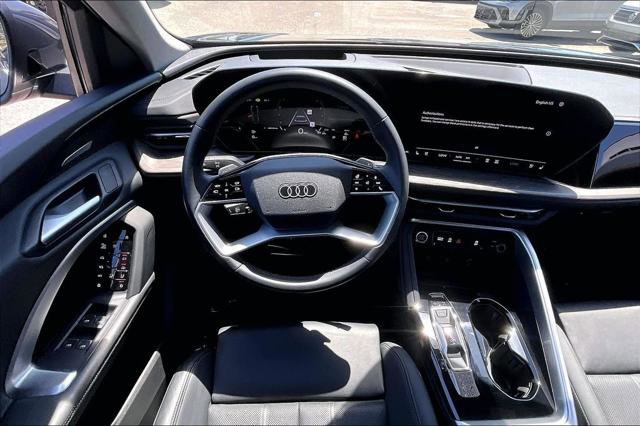 Certified 2025 Audi Q5 Premium Plus w/ Premium Plus AWD/4WD image 19