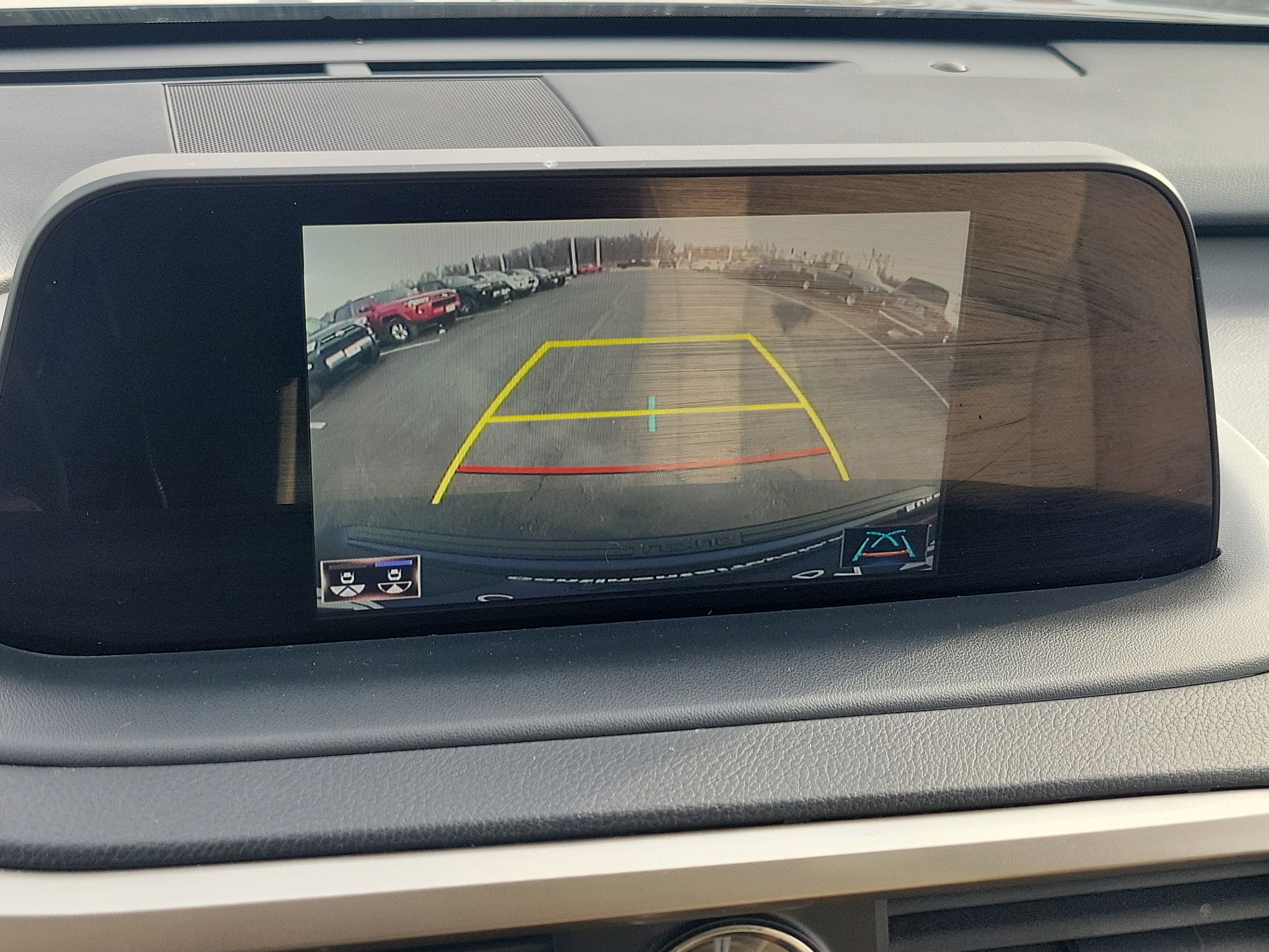 Used 2021 Lexus RX 350L 350L w/ Premium Package image 32