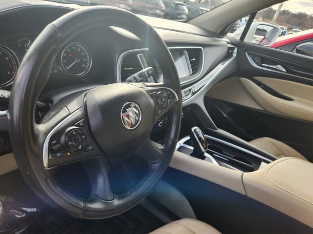 Used 2020 Buick Enclave Premium w/ Sun and Sites Package image 15
