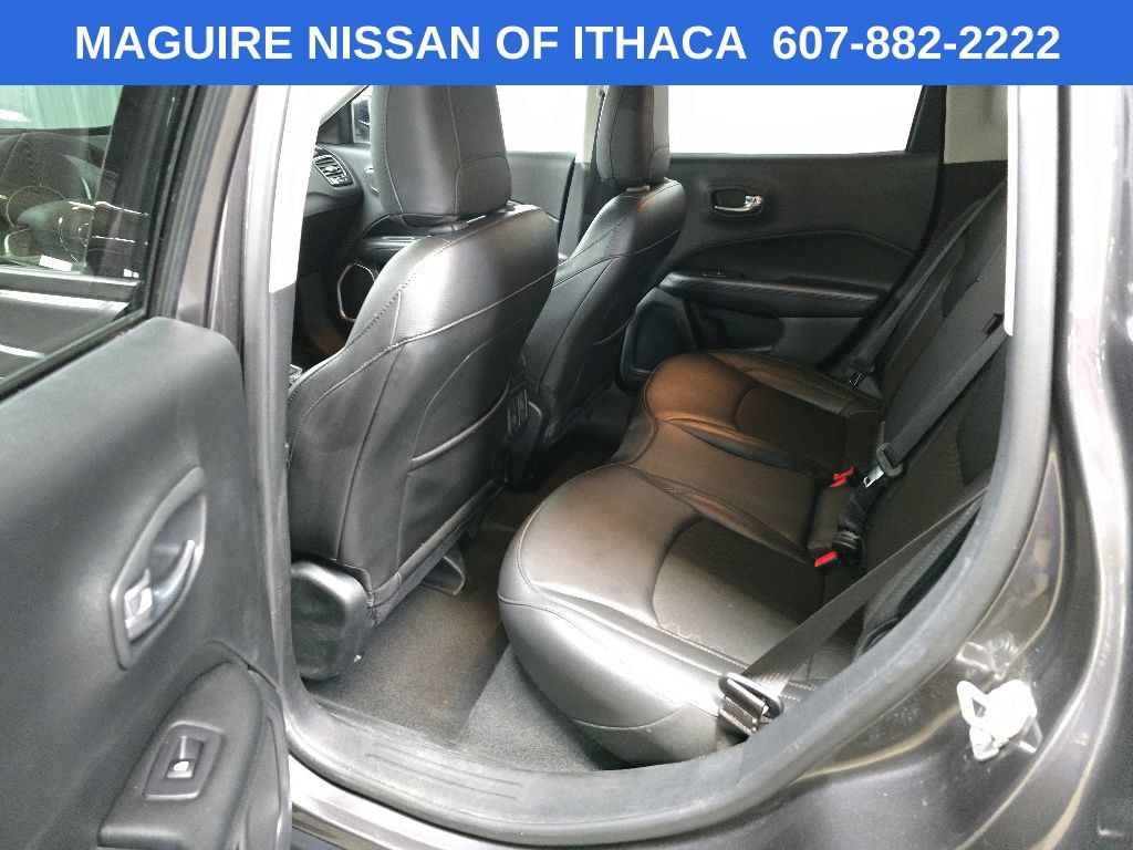 Used 2020 Jeep Compass Latitude AWD/4WD image 30
