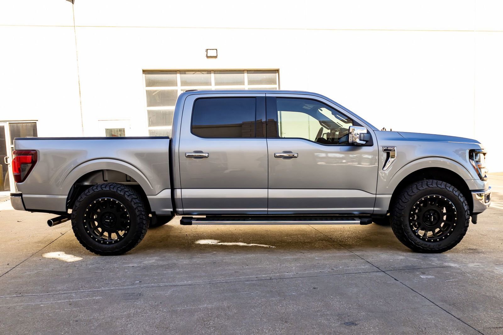 Used 2024 Ford F150 XLT w/ Equipment Group 302A MID image 10