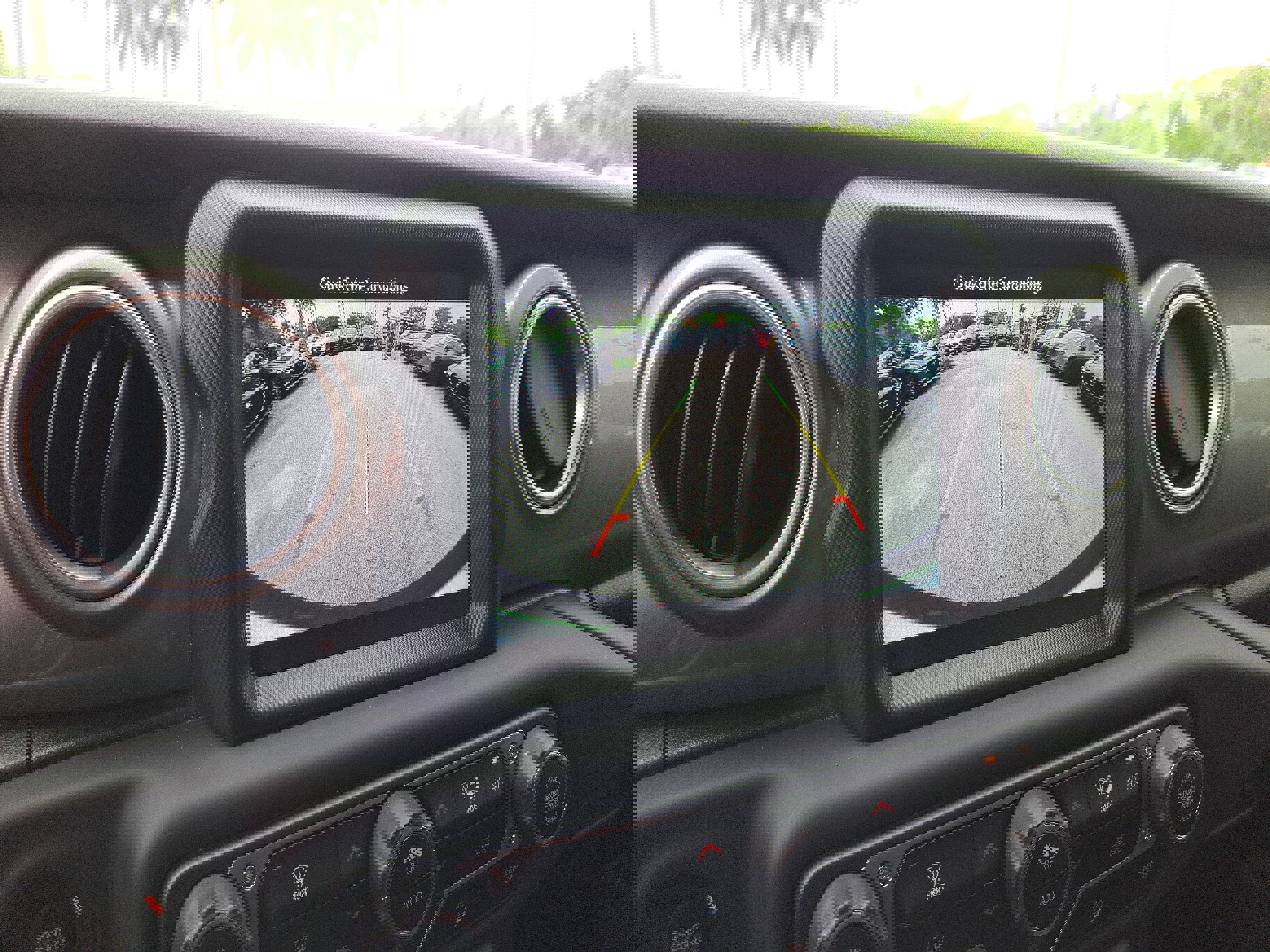 Used 2018 Jeep Wrangler Unlimited Sahara image 17