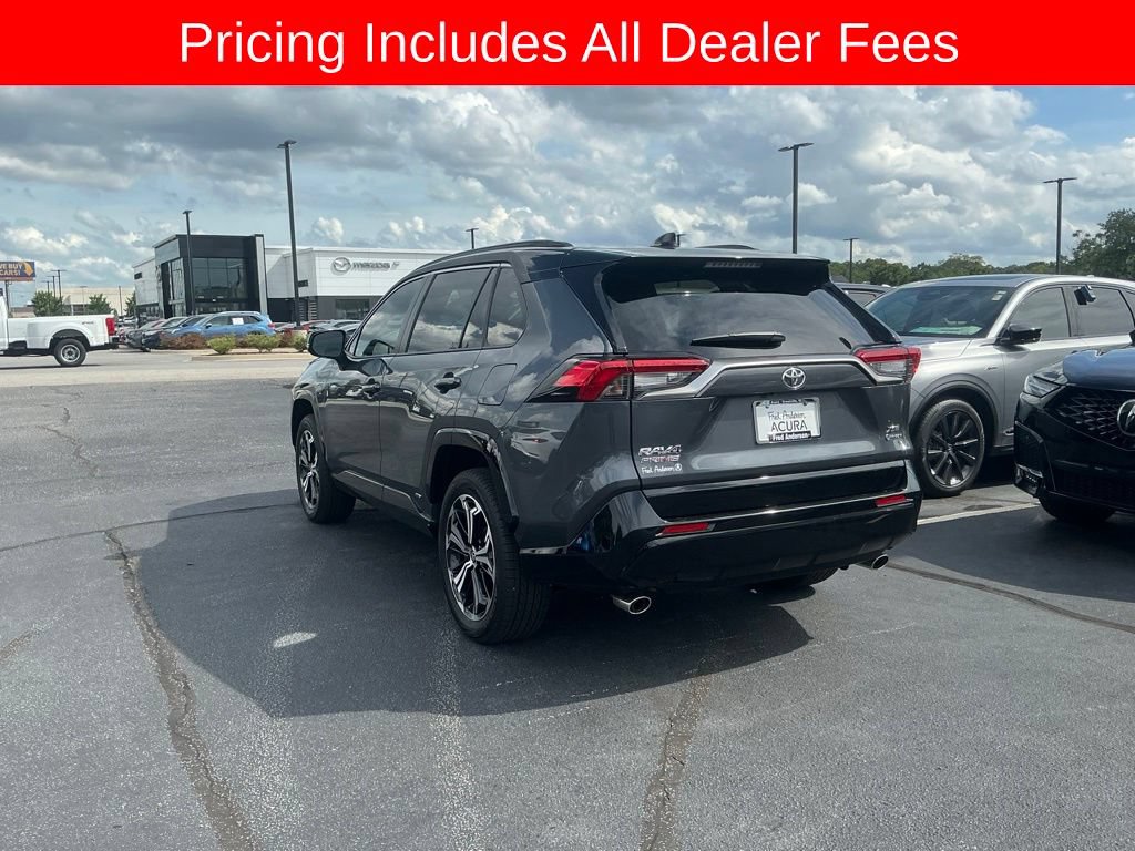 Used 2025 Toyota RAV4 XSE w/ Weather Package AWD/4WD image 3