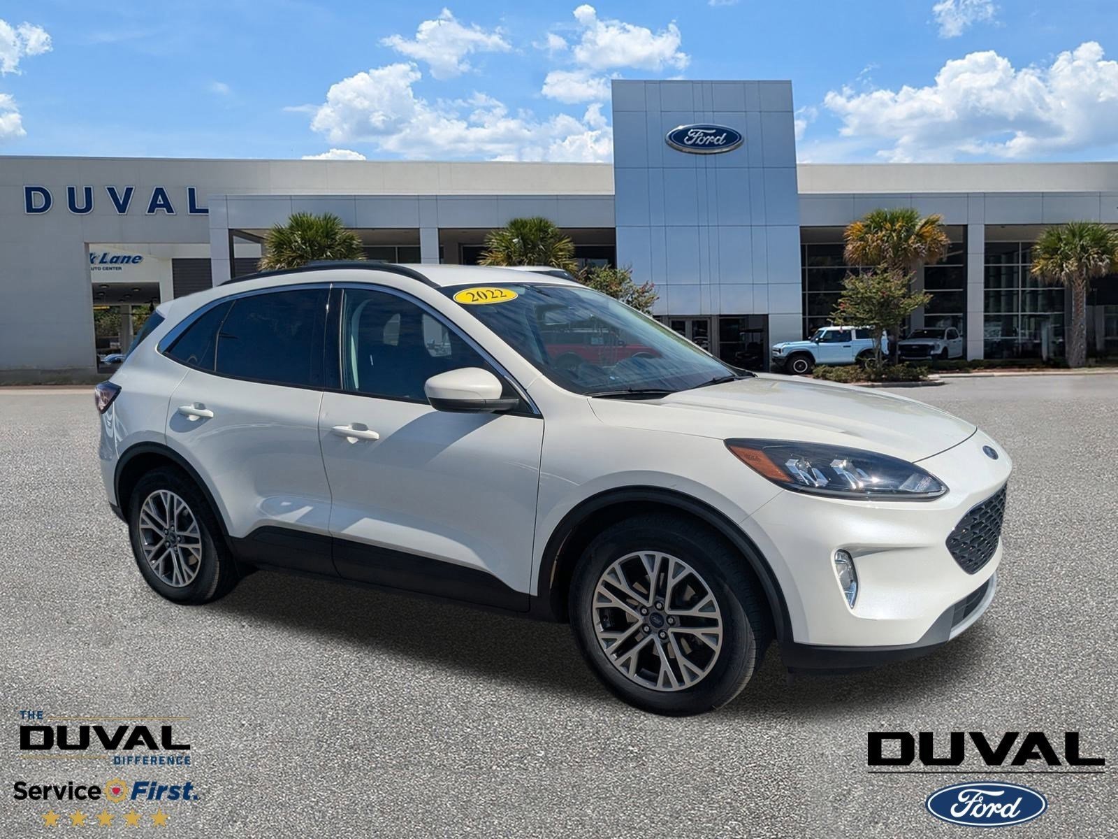 Used 2022 Ford Escape SEL w/ Technology Package image 1