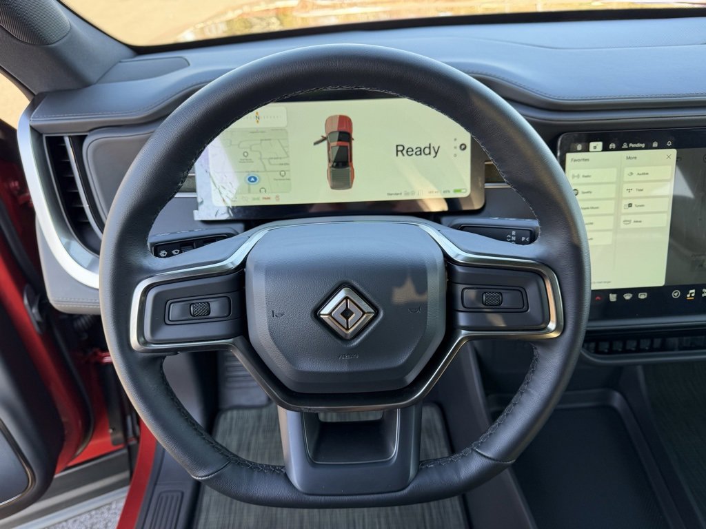 Used 2025 Rivian R1T Adventure image 21