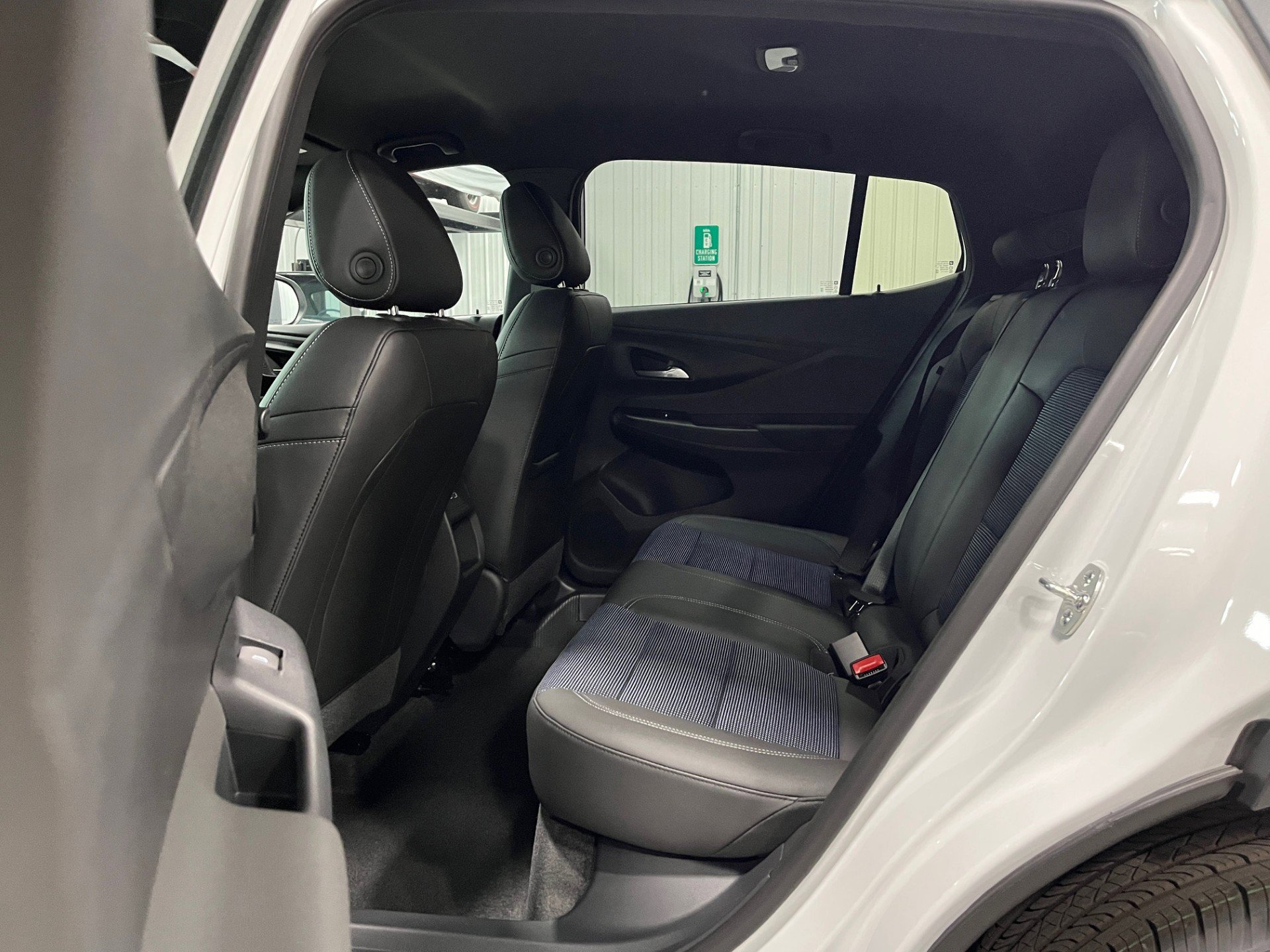 New 2025 Buick Envista Preferred w/ Convenience I Package image 11