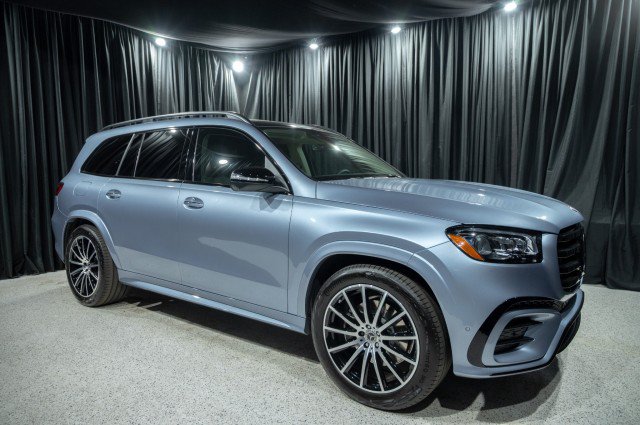 New 2026 Mercedes-Benz GLS 450 4MATIC image 3