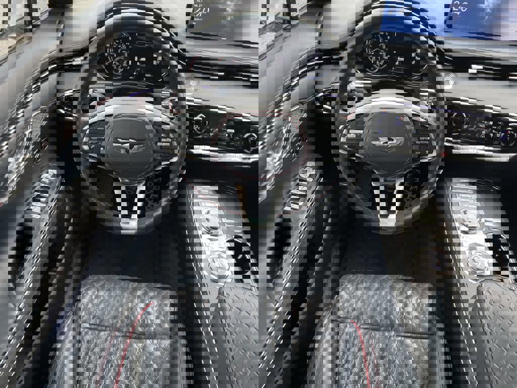 Used 2023 Genesis GV70 3.5T Sport w/ Sport Advanced Package image 13