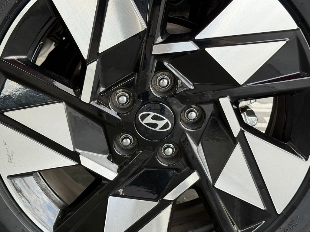 Used 2024 Hyundai Kona SEL image 20