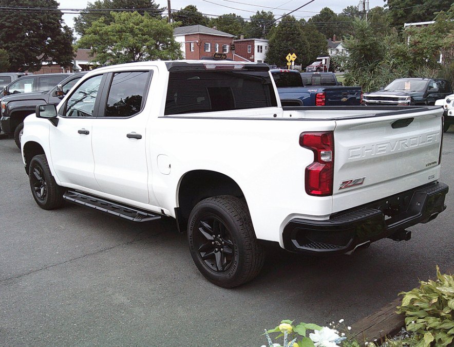 Used 2019 Chevrolet Silverado 1500 Custom Trail Boss w/ Custom Convenience Package AWD/4WD image 5