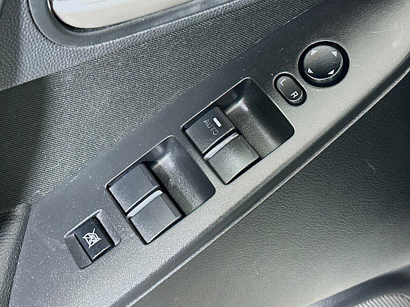 Used 2012 MAZDA MAZDA3 i Sport image 16