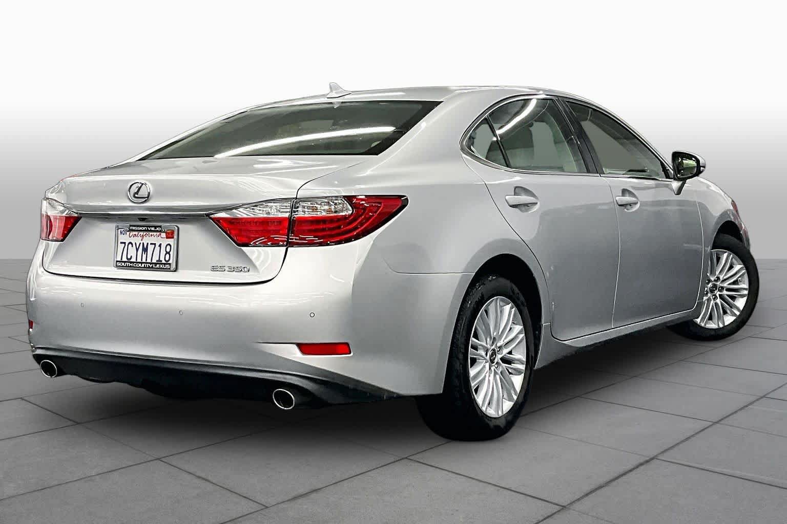 Used 2013 Lexus ES 350 w/ Premium Pkg FWD image 12
